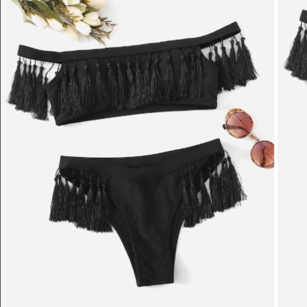 Black swim suit
